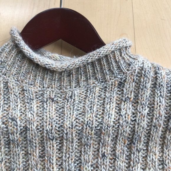 Cream Knit - Picture 2 of 3